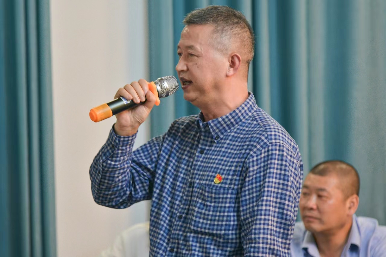 走訪紅色基地 領(lǐng)悟初心使命——巨人集團(tuán)黨委開(kāi)展黨建活動(dòng) 走訪紅色基地 領(lǐng)悟初心使命——巨人集團(tuán)黨委開(kāi)展黨建活動(dòng)