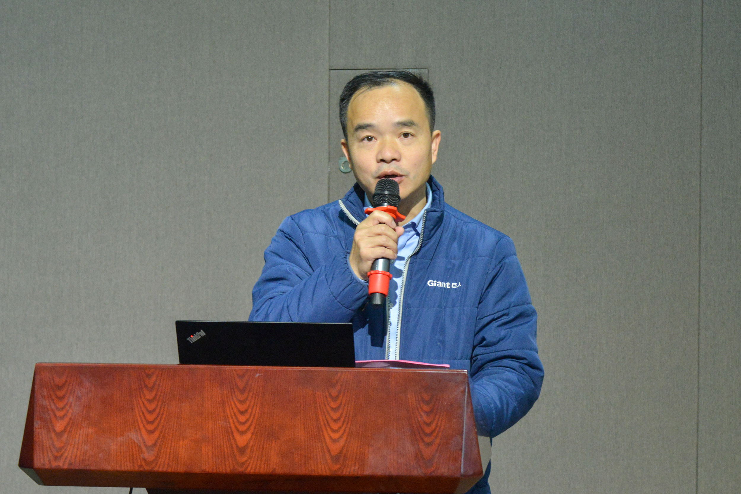 共建幸福家園 同創(chuàng)美好明天——巨人集團(tuán)第十一屆職代會(huì)召開(kāi) 共建幸福家園 同創(chuàng)美好明天——巨人集團(tuán)第十一屆職代會(huì)召開(kāi)