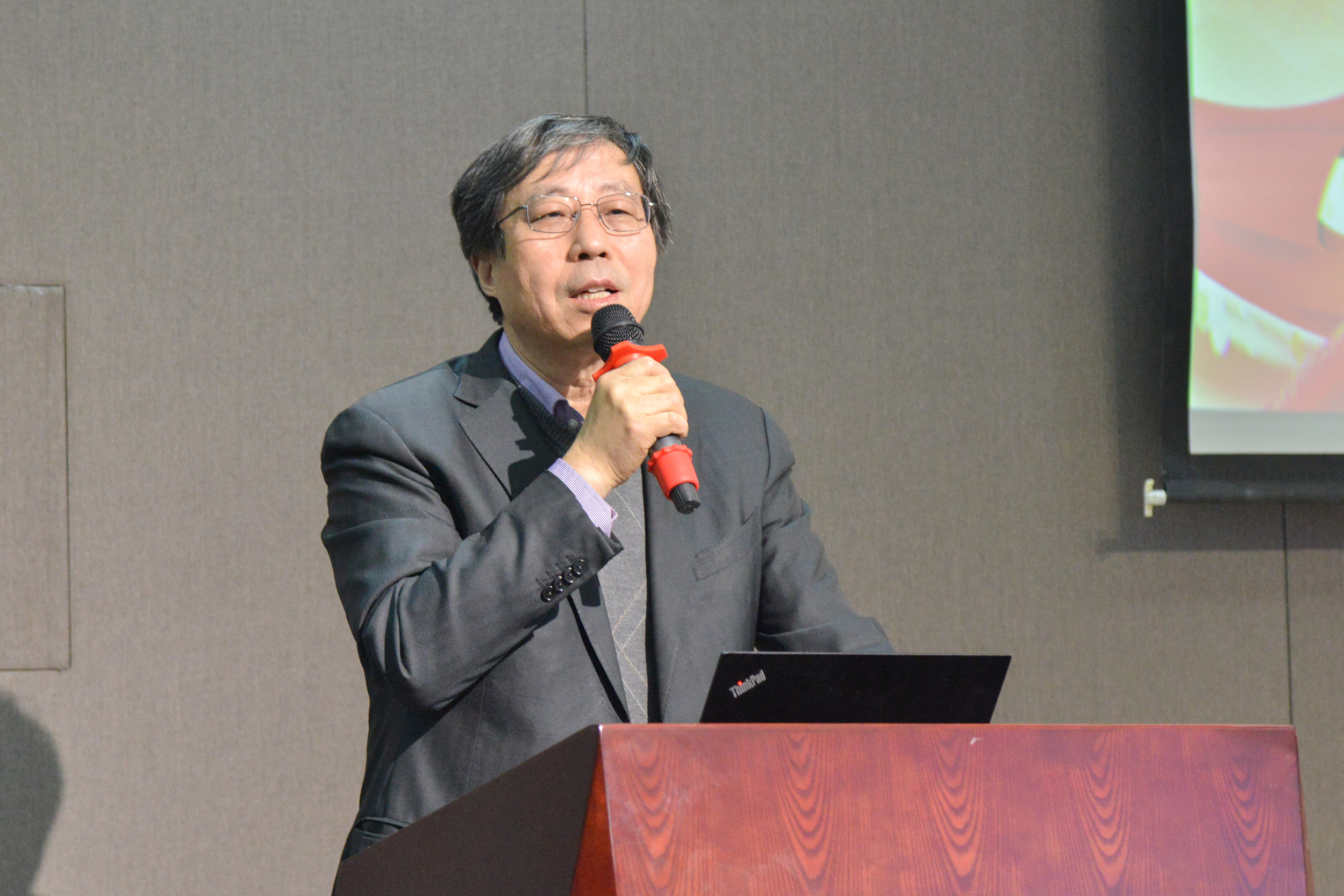 共建幸福家園 同創(chuàng)美好明天——巨人集團(tuán)第十一屆職代會(huì)召開(kāi) 共建幸福家園 同創(chuàng)美好明天——巨人集團(tuán)第十一屆職代會(huì)召開(kāi)