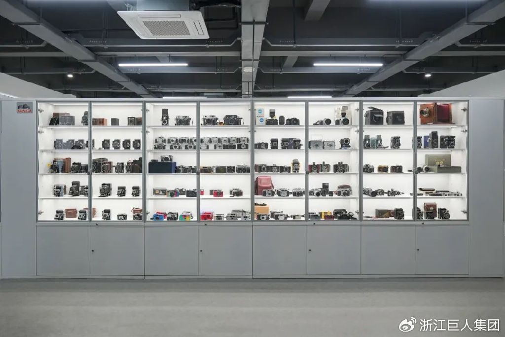 博覽相機(jī)文化 致敬科技匠心——南潯巨人照相機(jī)博物館開幕