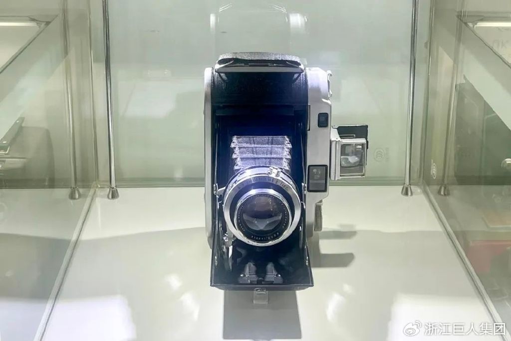 博覽相機(jī)文化 致敬科技匠心——南潯巨人照相機(jī)博物館開幕