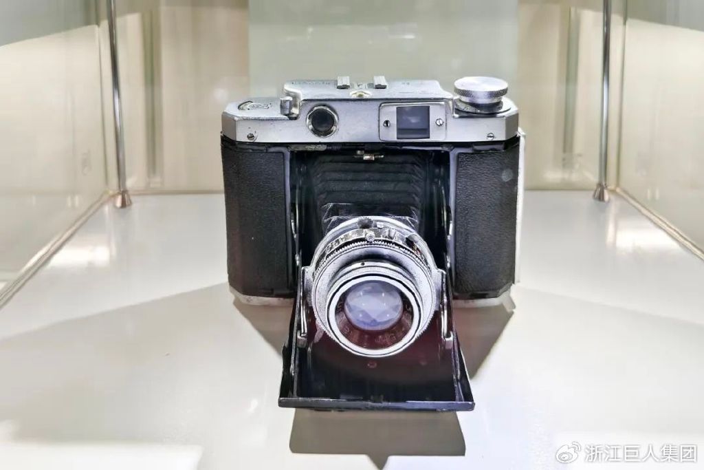 博覽相機(jī)文化 致敬科技匠心——南潯巨人照相機(jī)博物館開幕