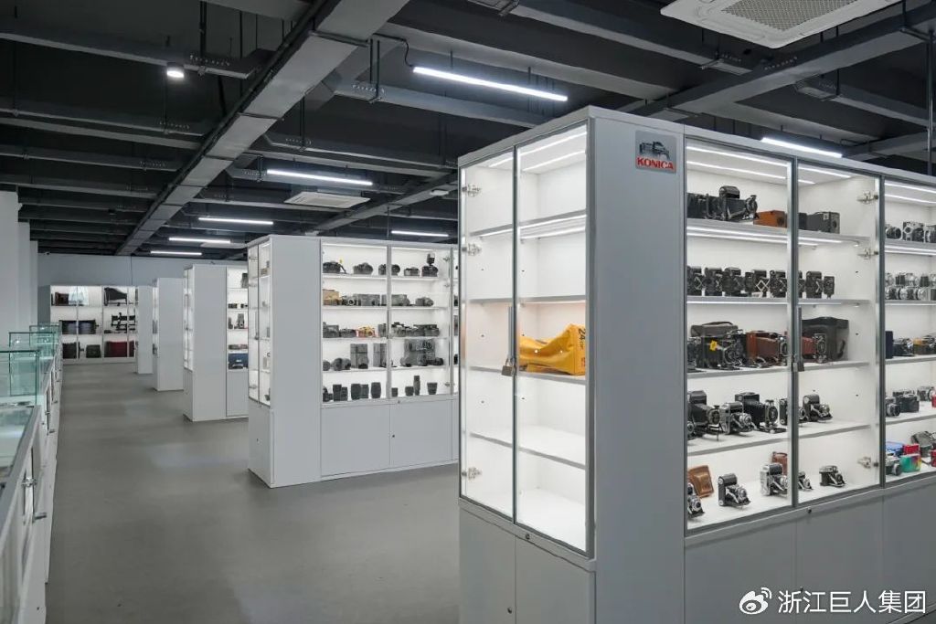 博覽相機(jī)文化 致敬科技匠心——南潯巨人照相機(jī)博物館開幕