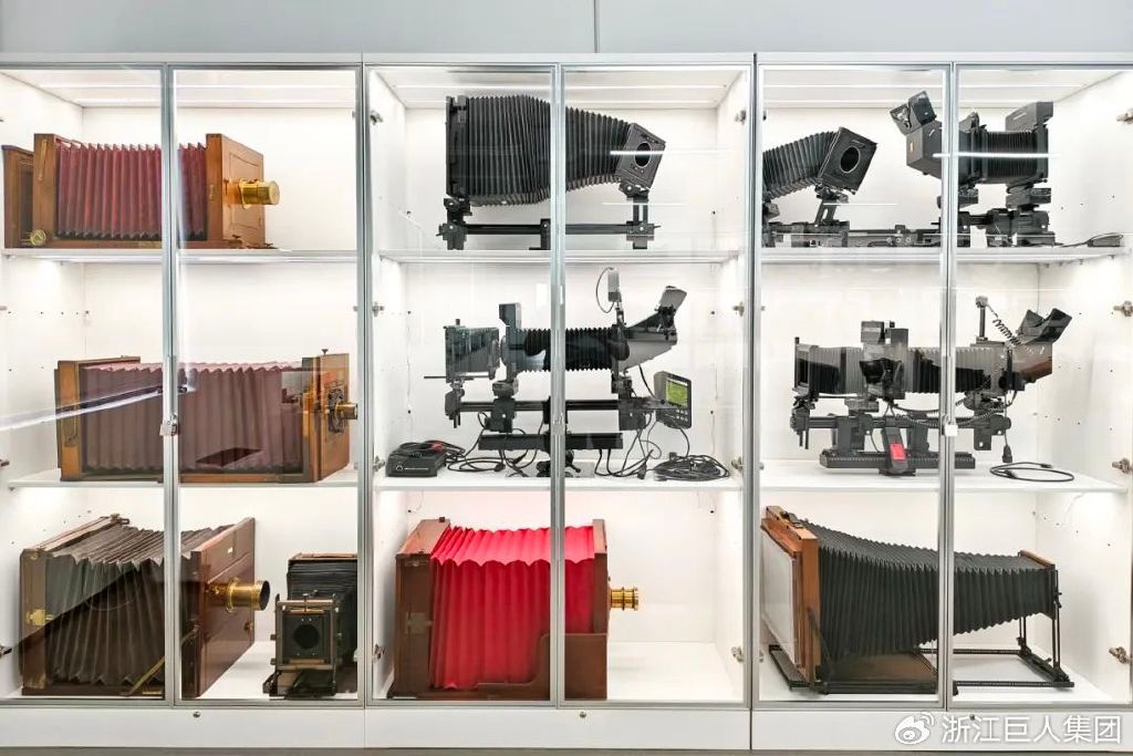 博覽相機(jī)文化 致敬科技匠心——南潯巨人照相機(jī)博物館開幕