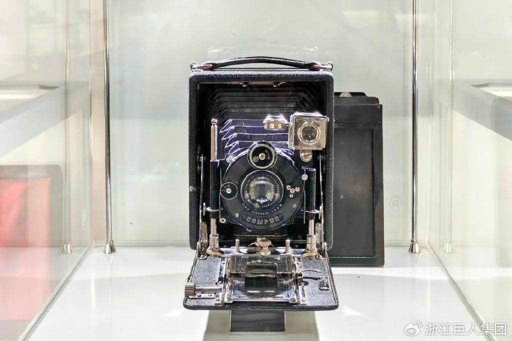 博覽相機(jī)文化 致敬科技匠心——南潯巨人照相機(jī)博物館開幕
