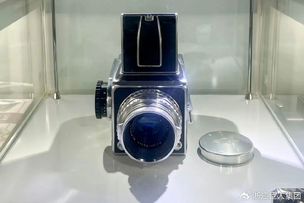 博覽相機(jī)文化 致敬科技匠心——南潯巨人照相機(jī)博物館開幕