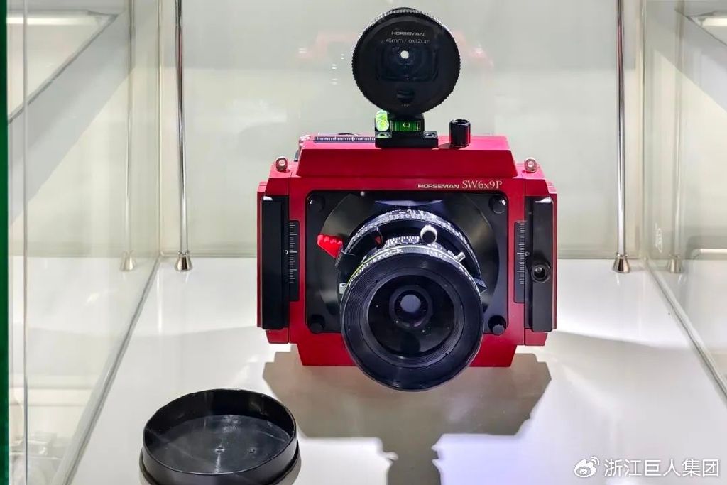 博覽相機(jī)文化 致敬科技匠心——南潯巨人照相機(jī)博物館開幕