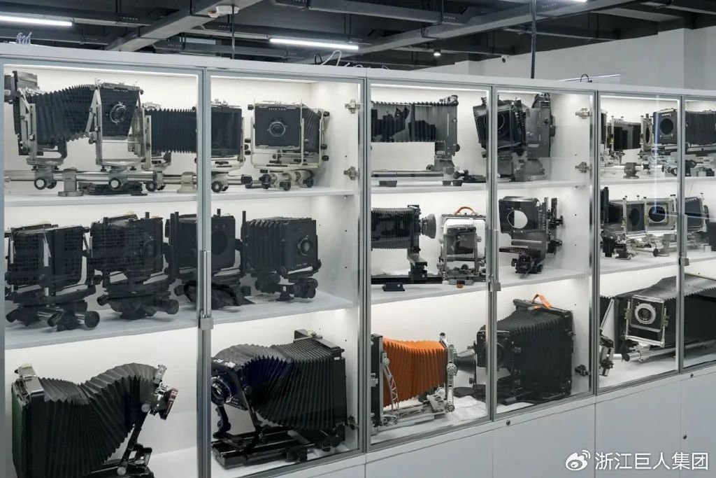 博覽相機(jī)文化 致敬科技匠心——南潯巨人照相機(jī)博物館開幕