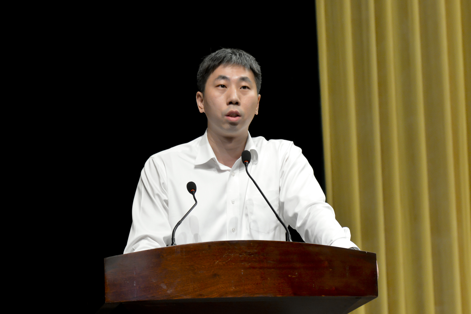 ▲巨人集團(tuán)副總經(jīng)理錢蘇醒先生發(fā)言